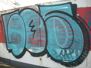 Graffiti Bombing in Bonn - Photo by Nameless - GOS