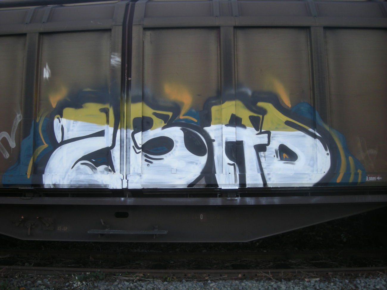 Graffiti Train in Osnabrück - Photo by Nameless - 2B, 2BAD (2017)