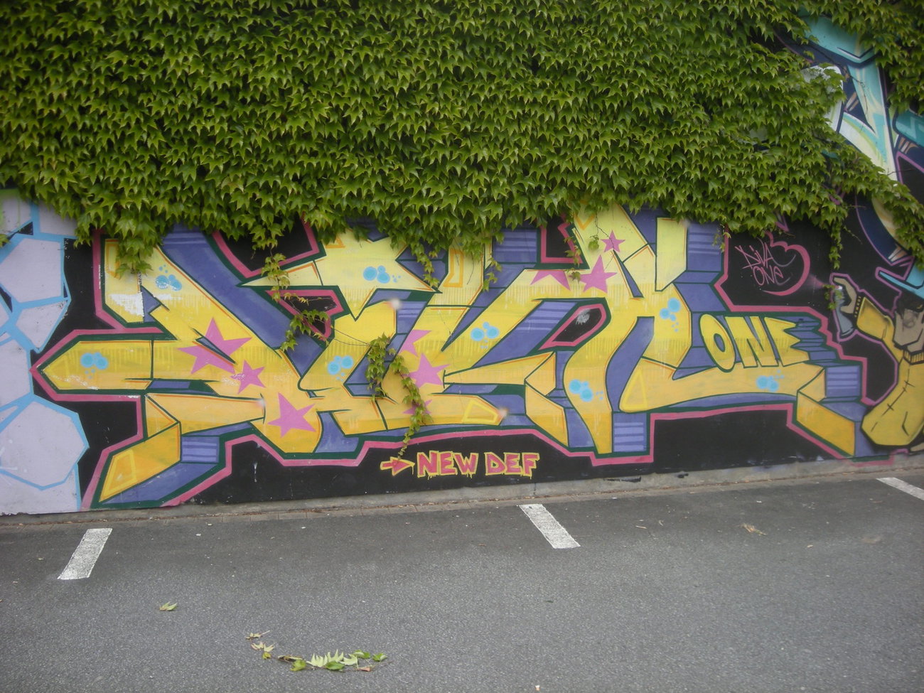 Graffiti Wall - Photo by Nameless - DIVA