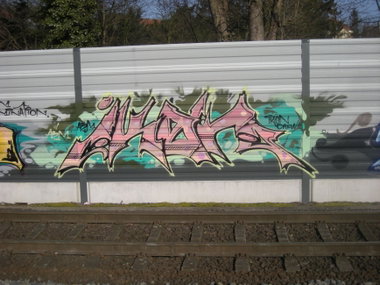 Graffiti Wall in Osnabrück hasetor bahnhof - Photo by Nameless - ABM, IKON (2014)