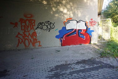Graffiti Bombing in Osnabrück - Photo by Nameless - 2B, 2BAD (2017)
