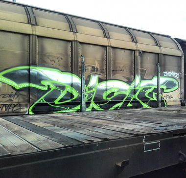 Graffiti Train - Photo by Naskinach - dicit, tvp, crew (2017)