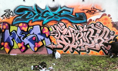 Graffiti Wall - Photo by Naskinach