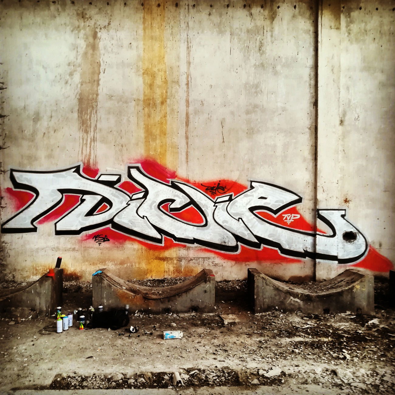 Graffiti Wall in Ustal miejsce - Photo by Naskinach - dicit, dicie, tvpc