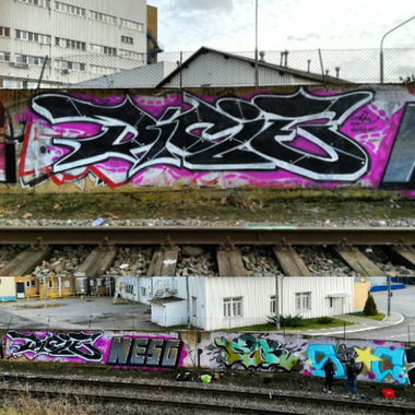 Graffiti Wall in Ustal miejsce - Photo by Naskinach - dicie, nesg, puk