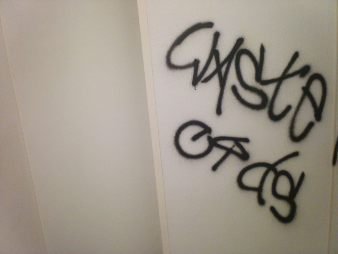 Graffiti Wall in Sacramento - Photo by Nate2tha1late - Throw, up (2024)