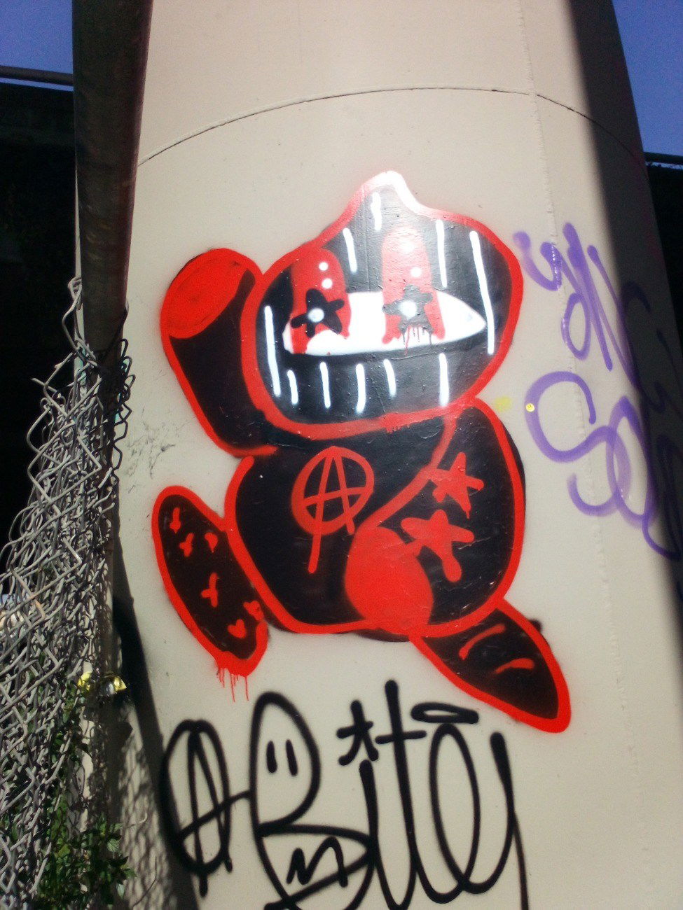 Graffiti Wall - Photo by Nate2tha1late