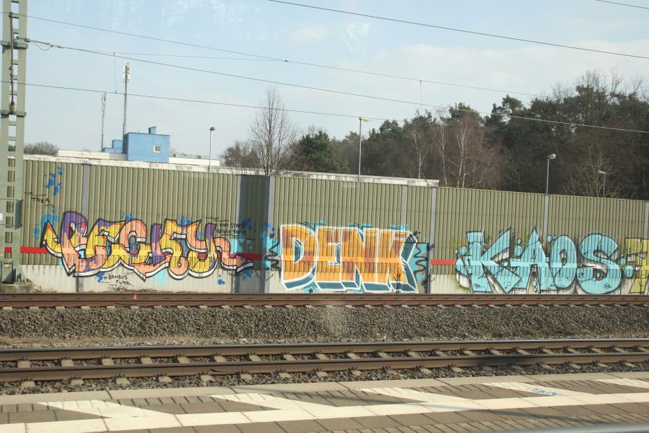 Graffiti Wall in Frankfurt - Photo by Naviz - BECKY, DENK, KAOS75