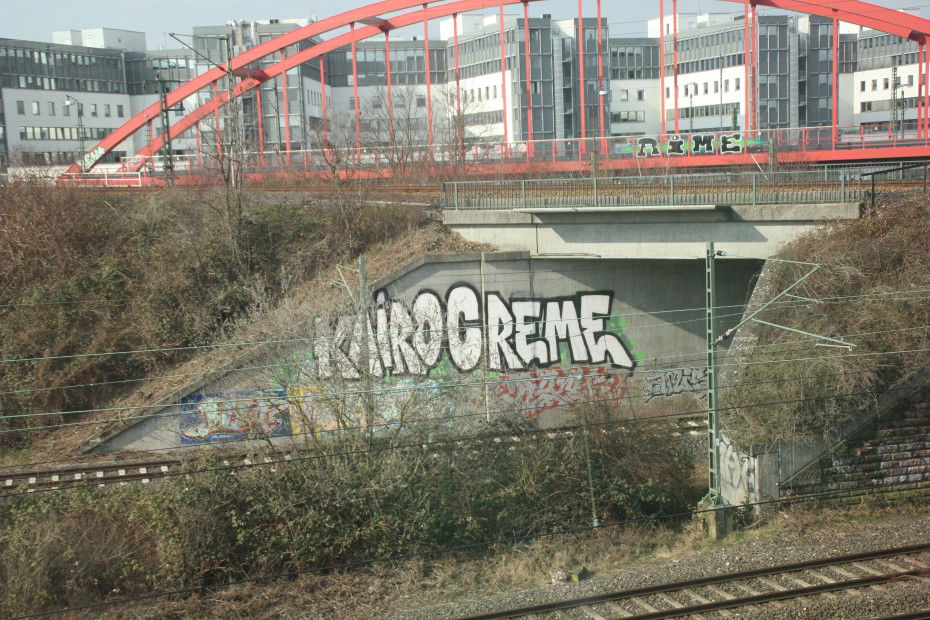 Graffiti Wall in Frankfurt - Photo by Naviz - KAIRO, CREME, RIME