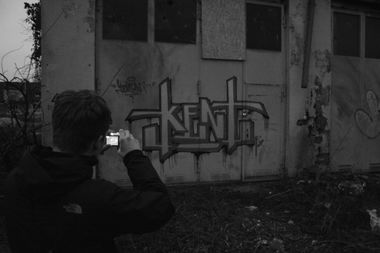 Graffiti Wall in Frankfurt - Photo by Naviz - KENT, SPOTTER, ABANDONED