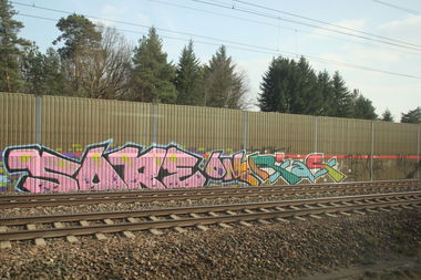 Graffiti Wall in Frankfurt - Photo by Naviz - SORE, ONE, RIAS