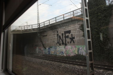 Graffiti Bombing in Frankfurt - Photo by Naviz - OLDSCHOOL, INF, JIVE