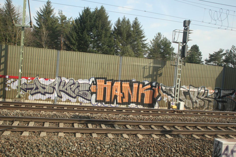 Graffiti Bombing in Frankfurt - Photo by Naviz - AK, AK47, VOKS