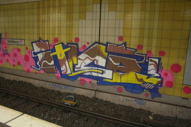 Graffiti Wall in Frankfurt - Photo by Naviz - HCCB, FRANKFURT, MÜHLBERG