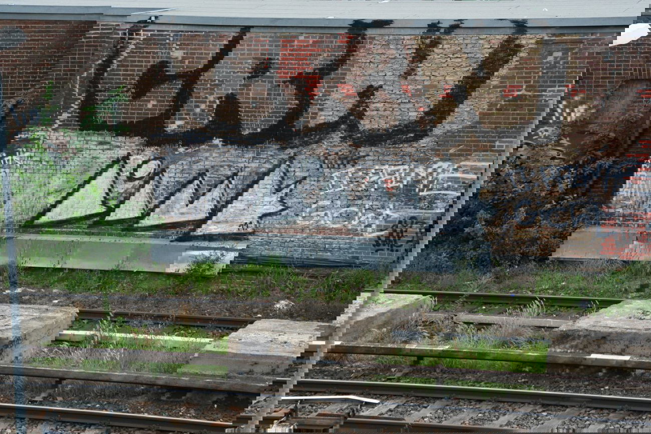 Graffiti Bombing in Berlin - Photo by Naviz - FINK, CRN, BERLIN