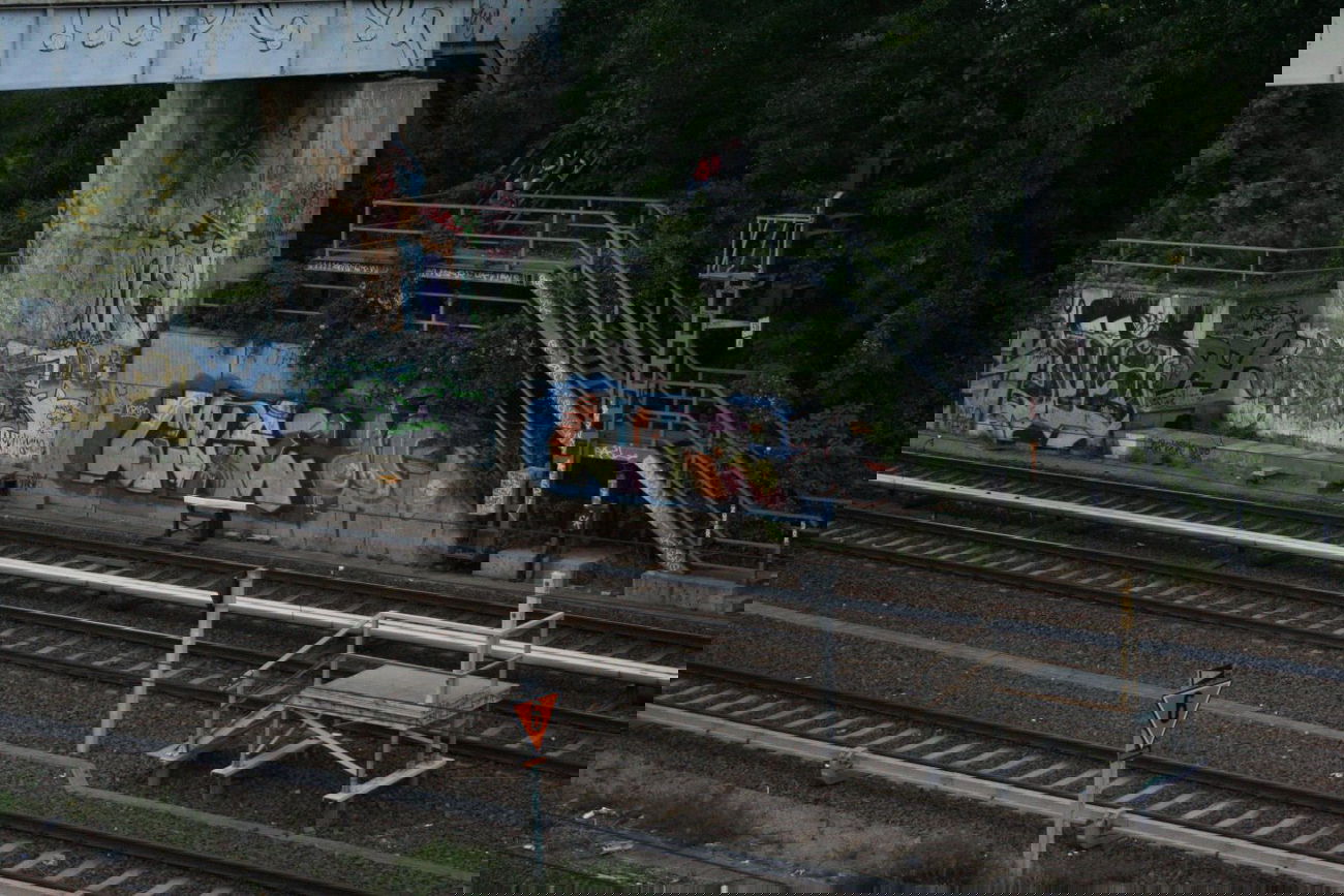 Graffiti Bombing in Berlin - Photo by Naviz - CAUSE, BERLIN, TRAINLINE