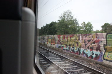 Graffiti Wall - Photo by Naviz - BAMBUZ, TRAINLINE, STUGGI