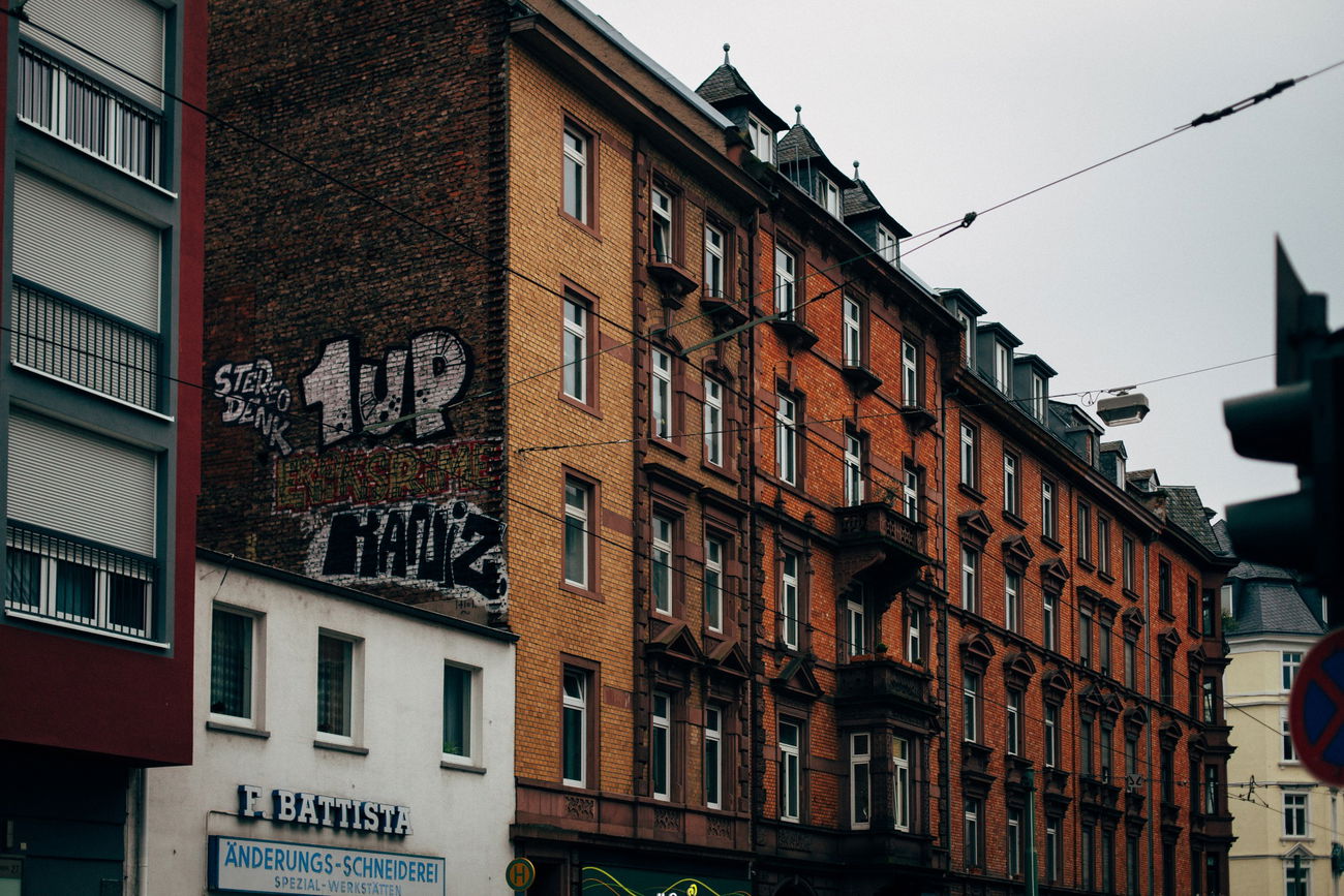 Graffiti Bombing - Photo by Naviz - 1UP, STEREO, KANIZ