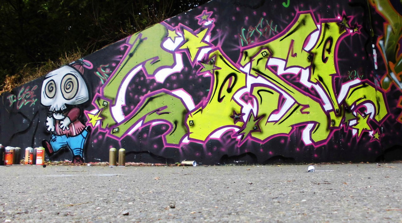 Graffiti Wall - Photo by NeToXiK126 - cose, ntx, netoxik (2013)