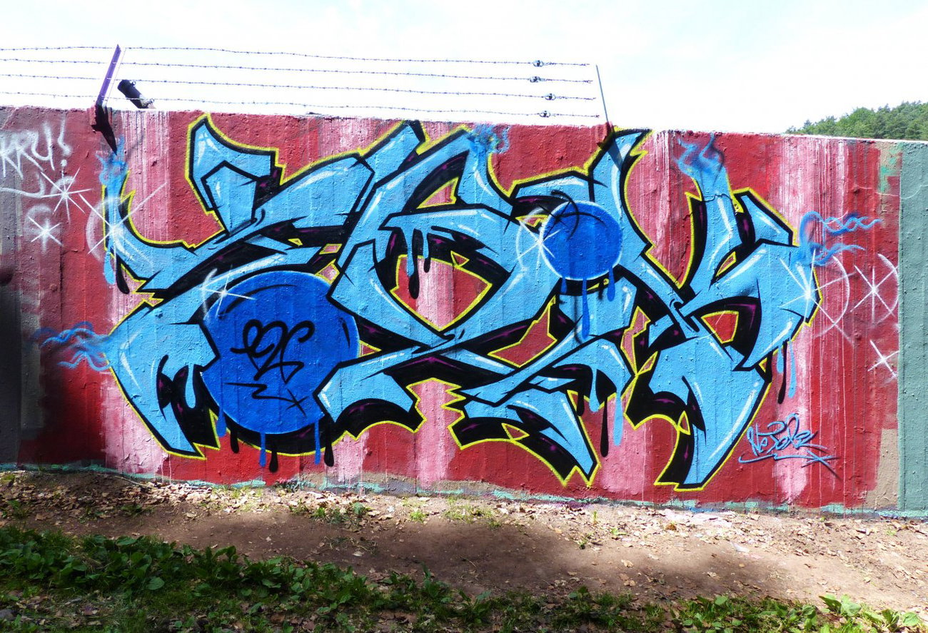 Graffiti Wall - Photo by NeToXiK126 - toxik, hsc.126 (2014)