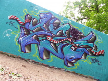 Graffiti Wall - Photo by NeToXiK126 - 126, hf, netoxik (2014)