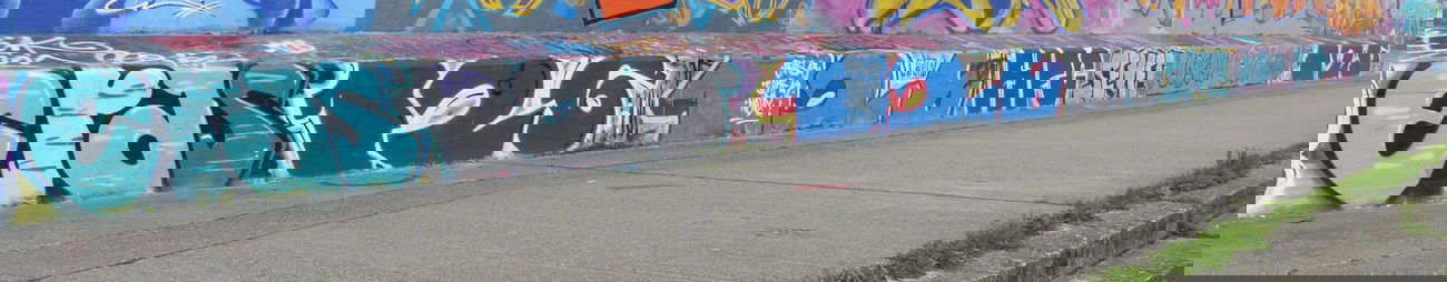 Graffiti Wall - Photo by NeToXiK126 - eras, 126, 126 (2014)