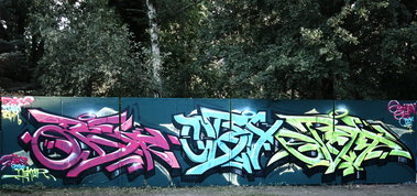 Graffiti Wall - Photo by NektariumC - exchange, with, obey (2014)