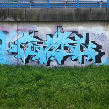 Graffiti Bombing - Photo by Neman532 (2014)