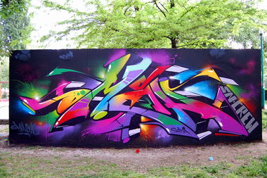 Graffiti Wall - Photo by Nemo1 - omen, nemo