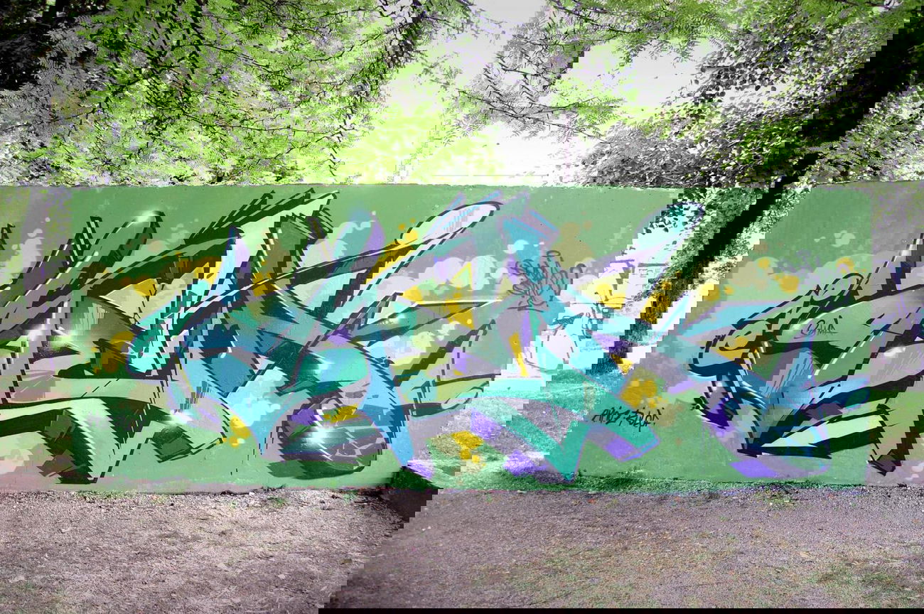 Graffiti Wall - Photo by Nemo1 - omen, nemo