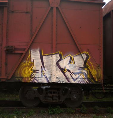 Graffiti Train - Photo by Nets1 - nets (2011)