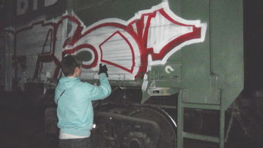 Graffiti Train - Photo by Nets1 - nets (2012)