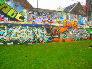 Graffiti Wall - Photo by Newsu