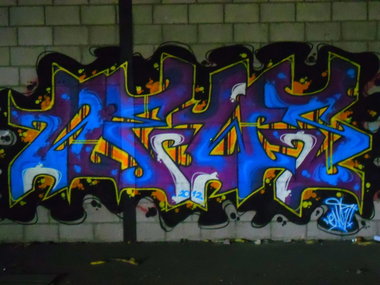 Graffiti Wall - Photo by Newsu
