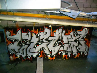 Graffiti Wall - Photo by Newsu