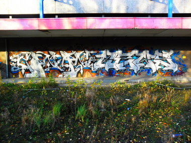 Graffiti Wall - Photo by Newsu
