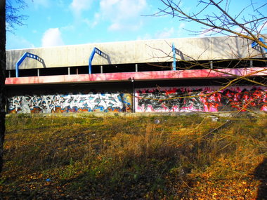Graffiti Wall - Photo by Newsu