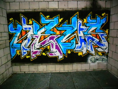Graffiti Wall - Photo by Newsu