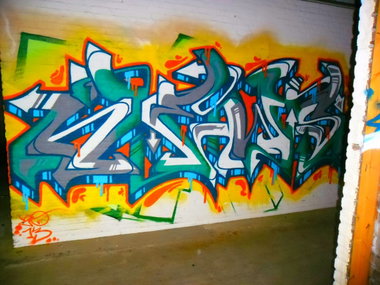 Graffiti Wall - Photo by Newsu
