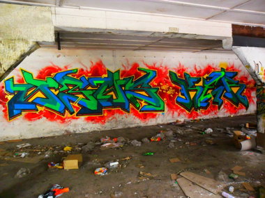 Graffiti Wall - Photo by Newsu