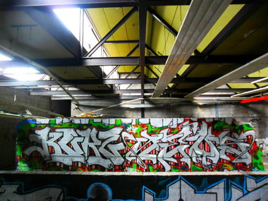 Graffiti Wall - Photo by Newsu