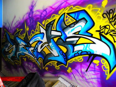Graffiti Wall - Photo by Newsu