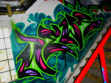 Graffiti Wall - Photo by Newsu