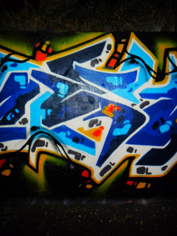 Graffiti Wall - Photo by Newsu