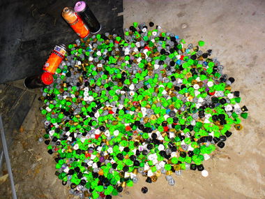 Graffiti Artwork - Photo by Newsu