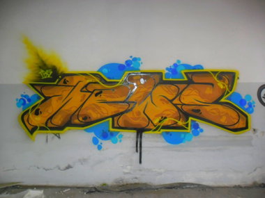 Graffiti Wall - Photo by Newsu