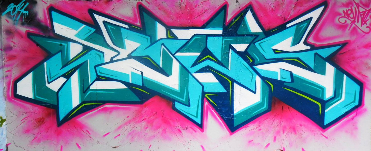 Graffiti Wall - Photo by Newsu