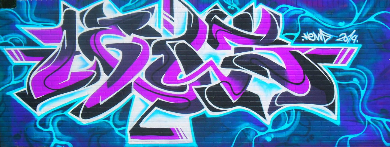 Graffiti Wall - Photo by Newsu