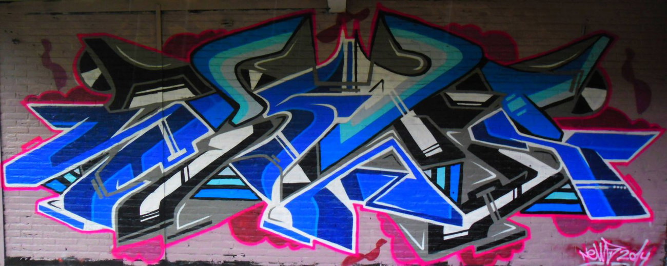 Graffiti Wall - Photo by Newsu