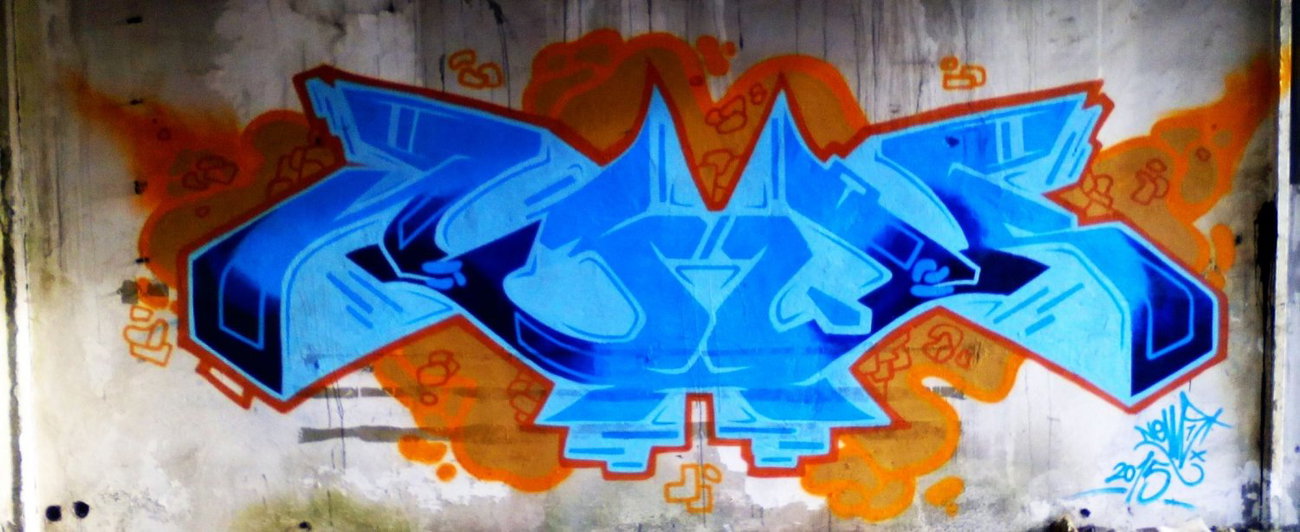 Graffiti Wall - Photo by Newsu (2015)